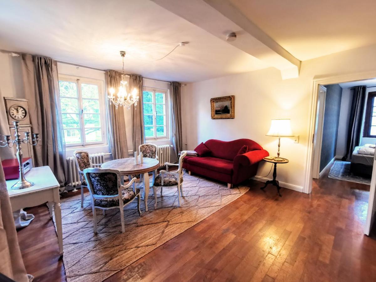 Appartement To Hous